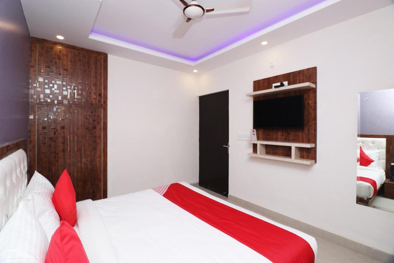 Oyo 25130 Hotel Royal Inn New Delhi Exterior photo